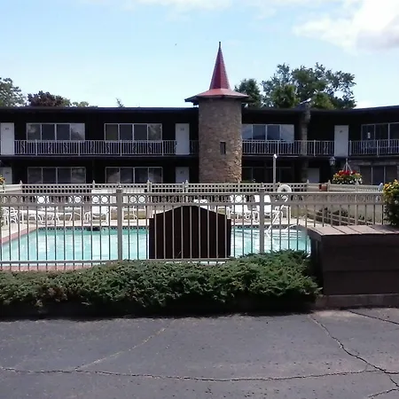 The Lodge-2